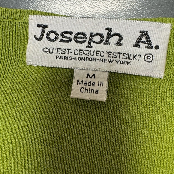 Joseph A. Vibrant Green Fitted Tank Top with Square Neckline size Medium - Picture 7 of 9